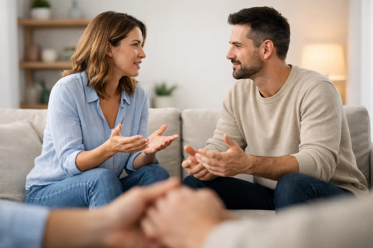 8 dinámicas para hablar sin atacar en pareja