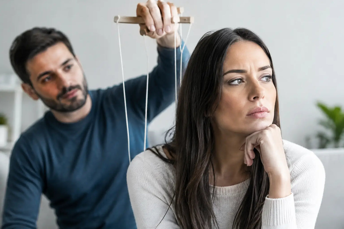 Cómo detectar manipulación emocional sutil